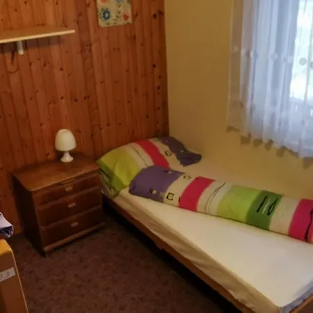 Panzió Ferienhaus Zur Vispu *