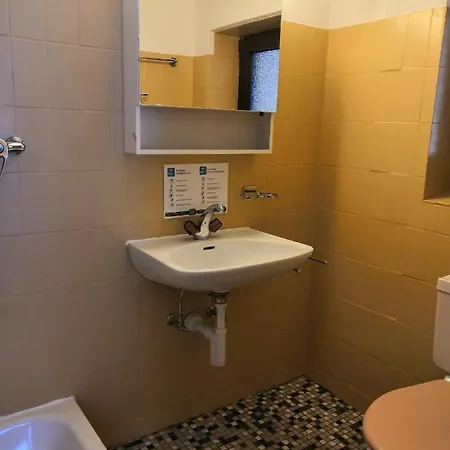Panzió Ferienhaus Zur Vispu